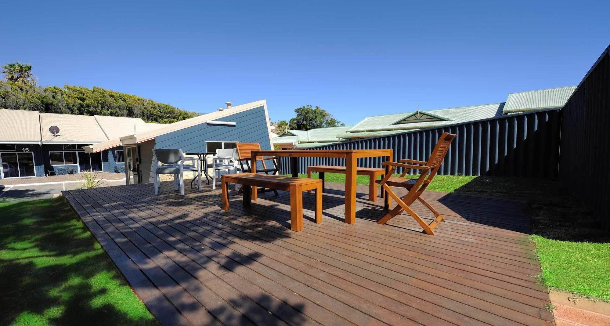 Abrolhos Reef Lodge Джералдтон Екстериор снимка