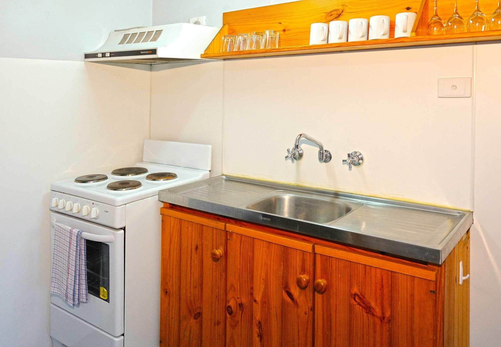 Abrolhos Reef Lodge Джералдтон Екстериор снимка